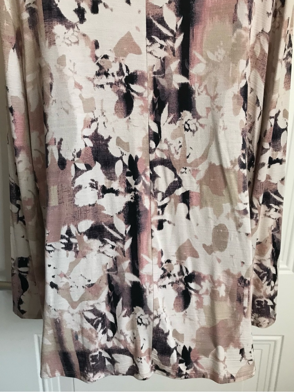 🔴 4/$15 Dana Buchman Women’s XL Blush & Cream Floral V-Neck LS Tunic Top in EUC - Picture 13 of 16
